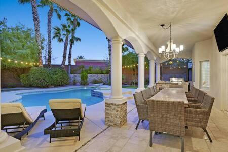 Lux 5Br Vegas Home W Pool, Spa, Games, Near Strip Las Vegas Bagian luar foto