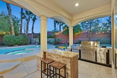 Lux 5Br Vegas Home W Pool, Spa, Games, Near Strip Las Vegas Bagian luar foto